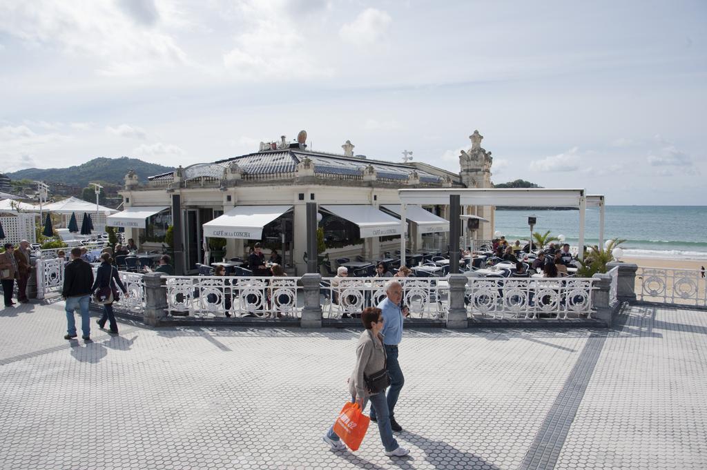 Pension Artea San Sebastián Esterno foto