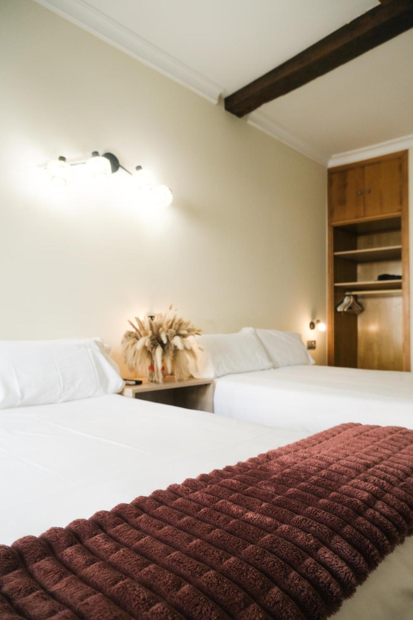 Pension Artea San Sebastián Esterno foto
