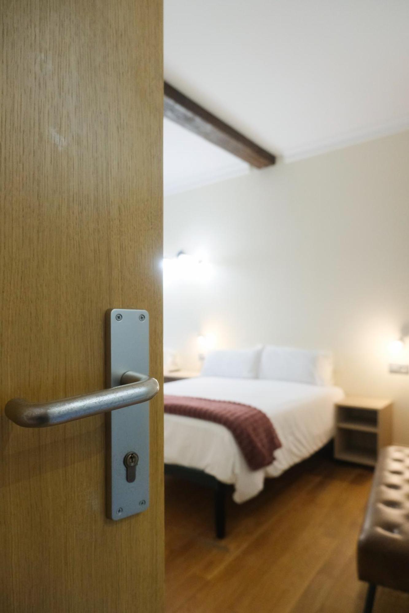 Pension Artea San Sebastián Esterno foto