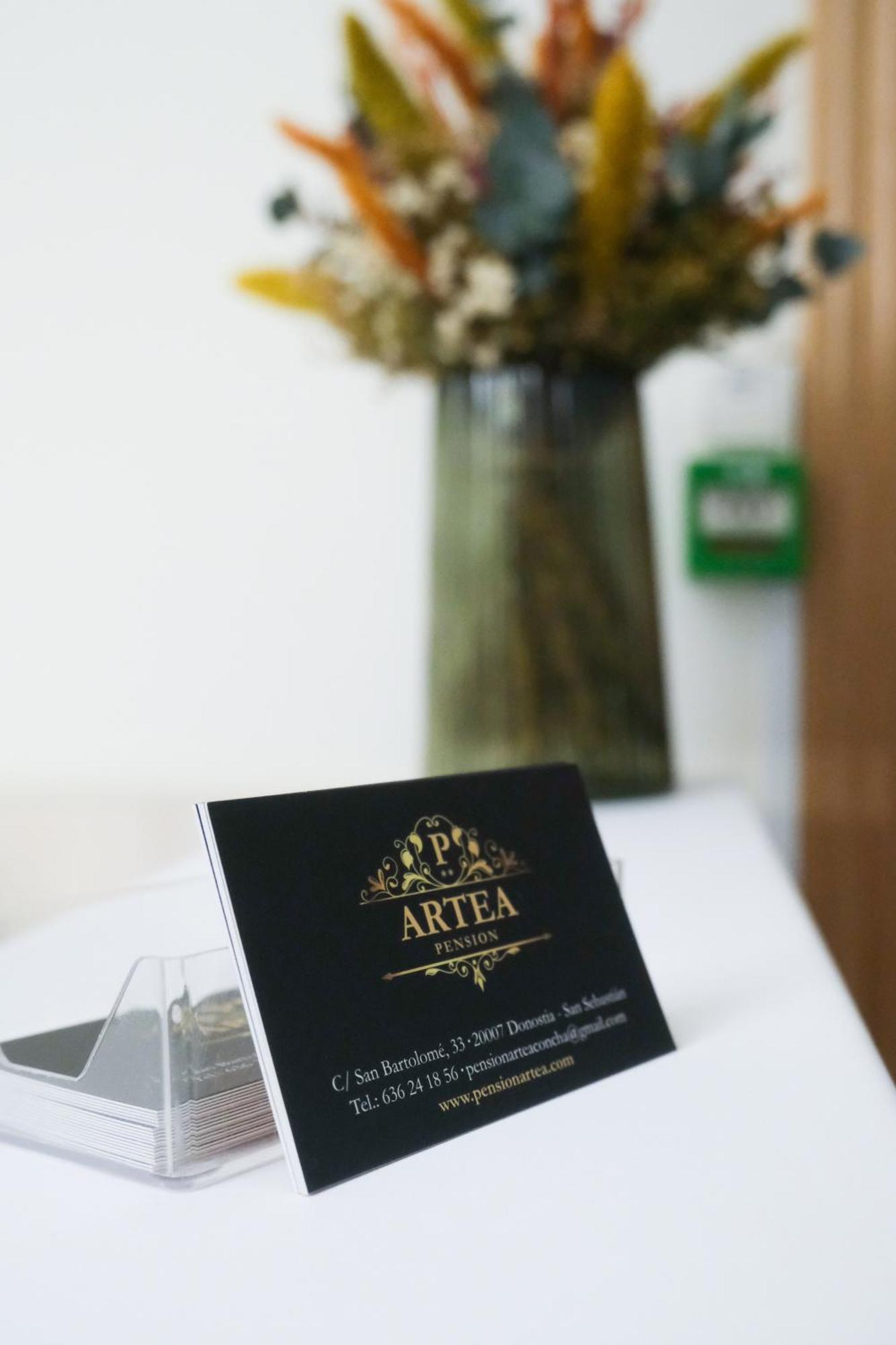 Pension Artea San Sebastián Esterno foto