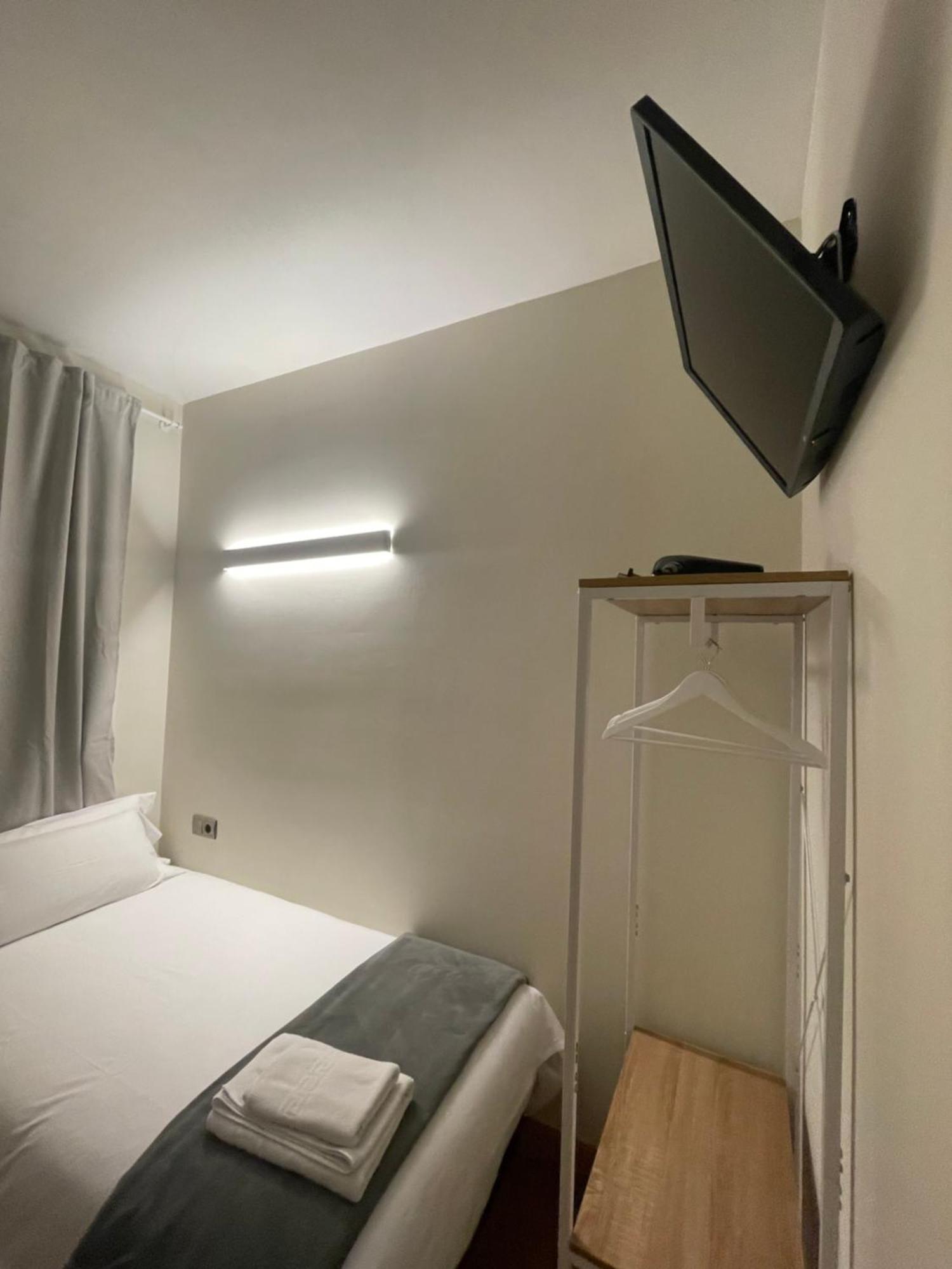 Pension Artea San Sebastián Esterno foto